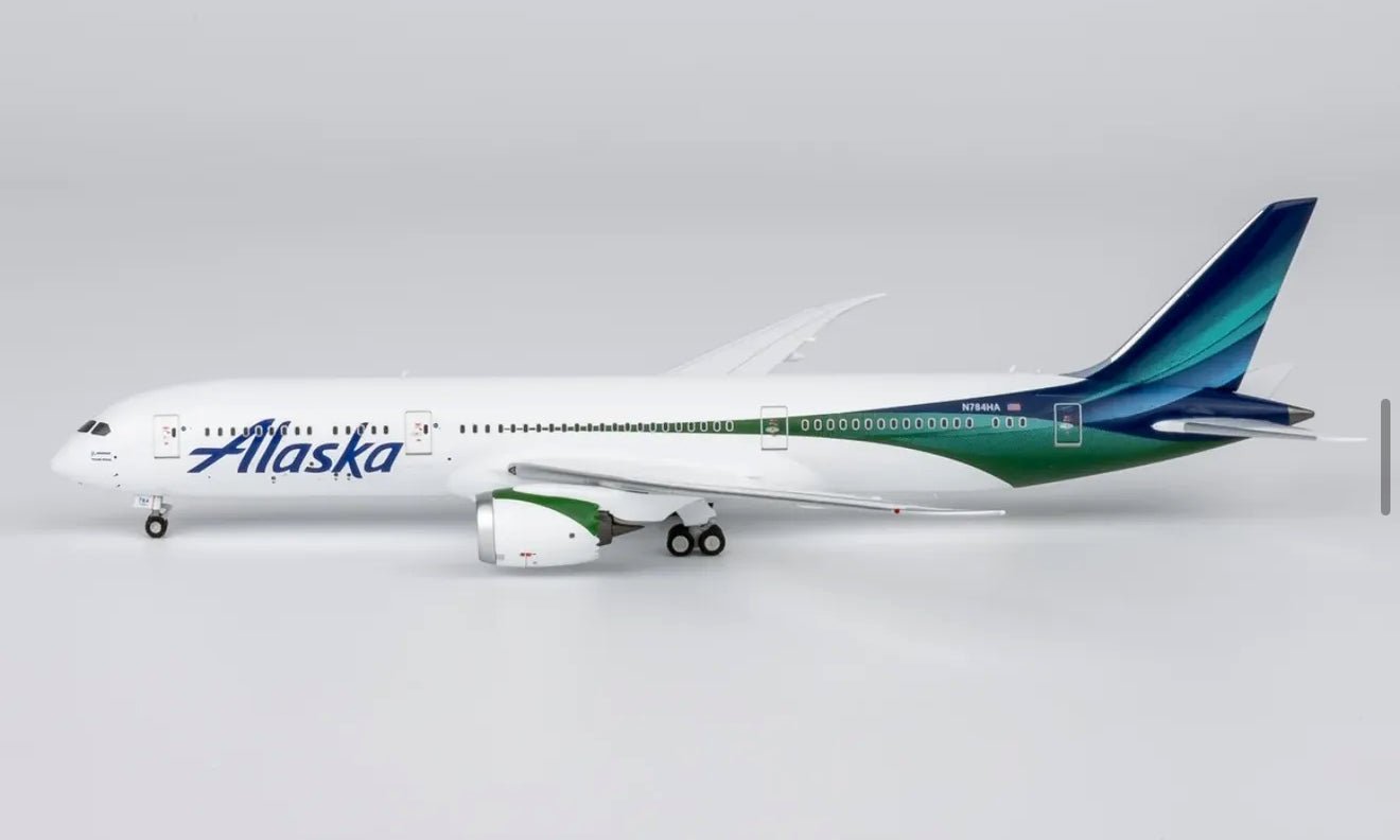 1:400 NG Models Alaska Airlines Boeing 787 - 9 N784HA Ultimate Collection - Final Approach Collectibles
