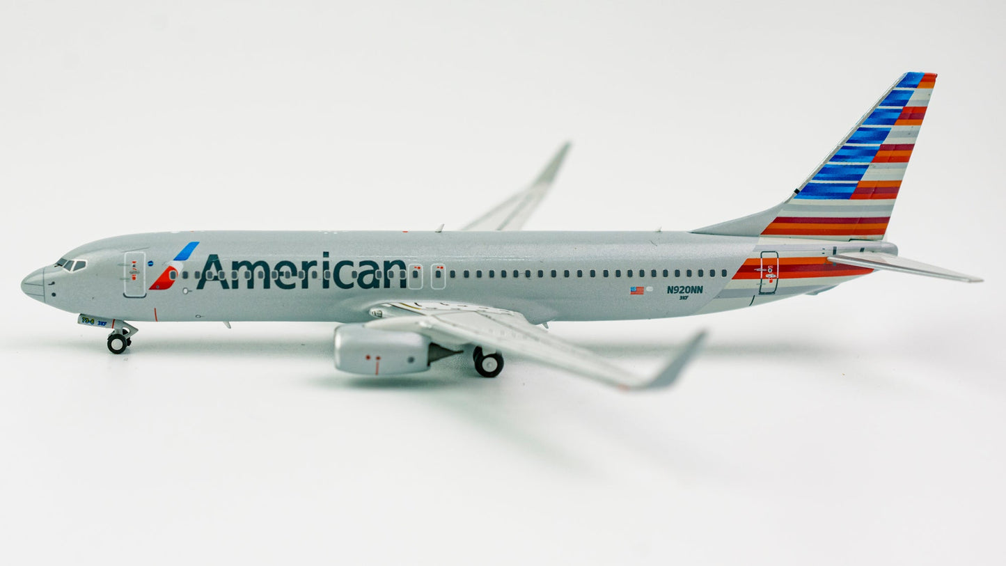 1:400 NG Models American Airlines Boeing 737 - 800 N920NN - Final Approach Collectibles