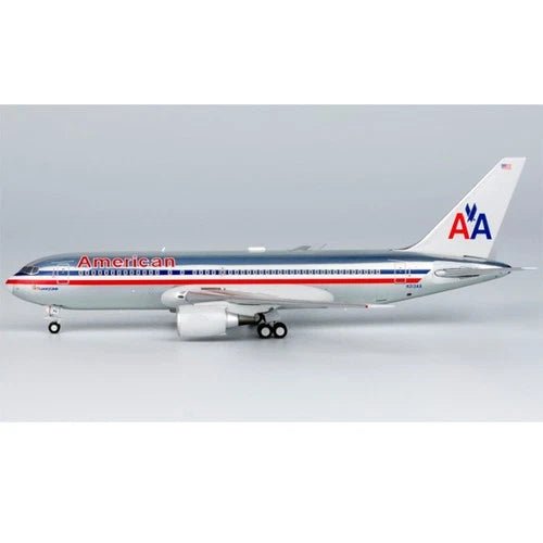 1:400 NG Models American Airlines Boeing 767-200 N313AA - Final Approach Collectibles