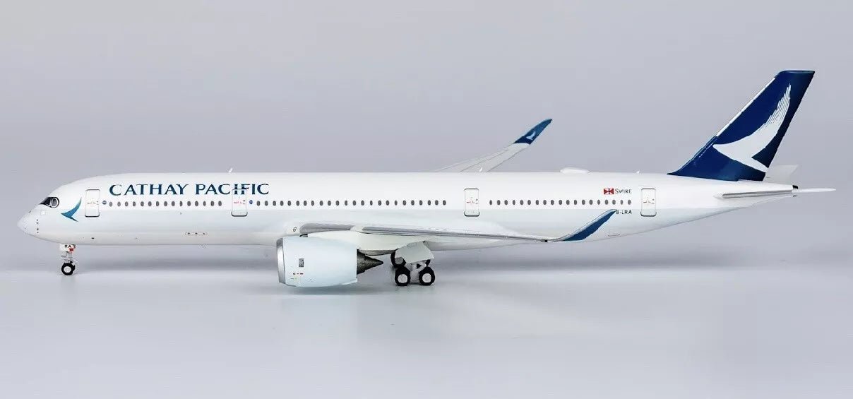 1:400 NG Models Cathay Pacific Airbus A350 - 900 B - LRF - Final Approach Collectibles