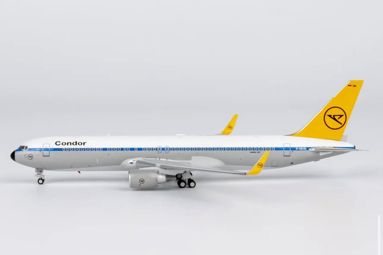 1:400 NG Models Condor Airlines Boeing 767 - 300ER D - ABUM Retro Livery - Final Approach Collectibles