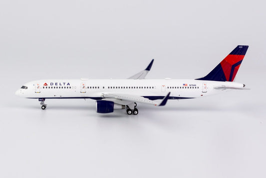 1:400 NG Models Delta Air Lines Boeing 757 - 200 N704X - Final Approach Collectibles