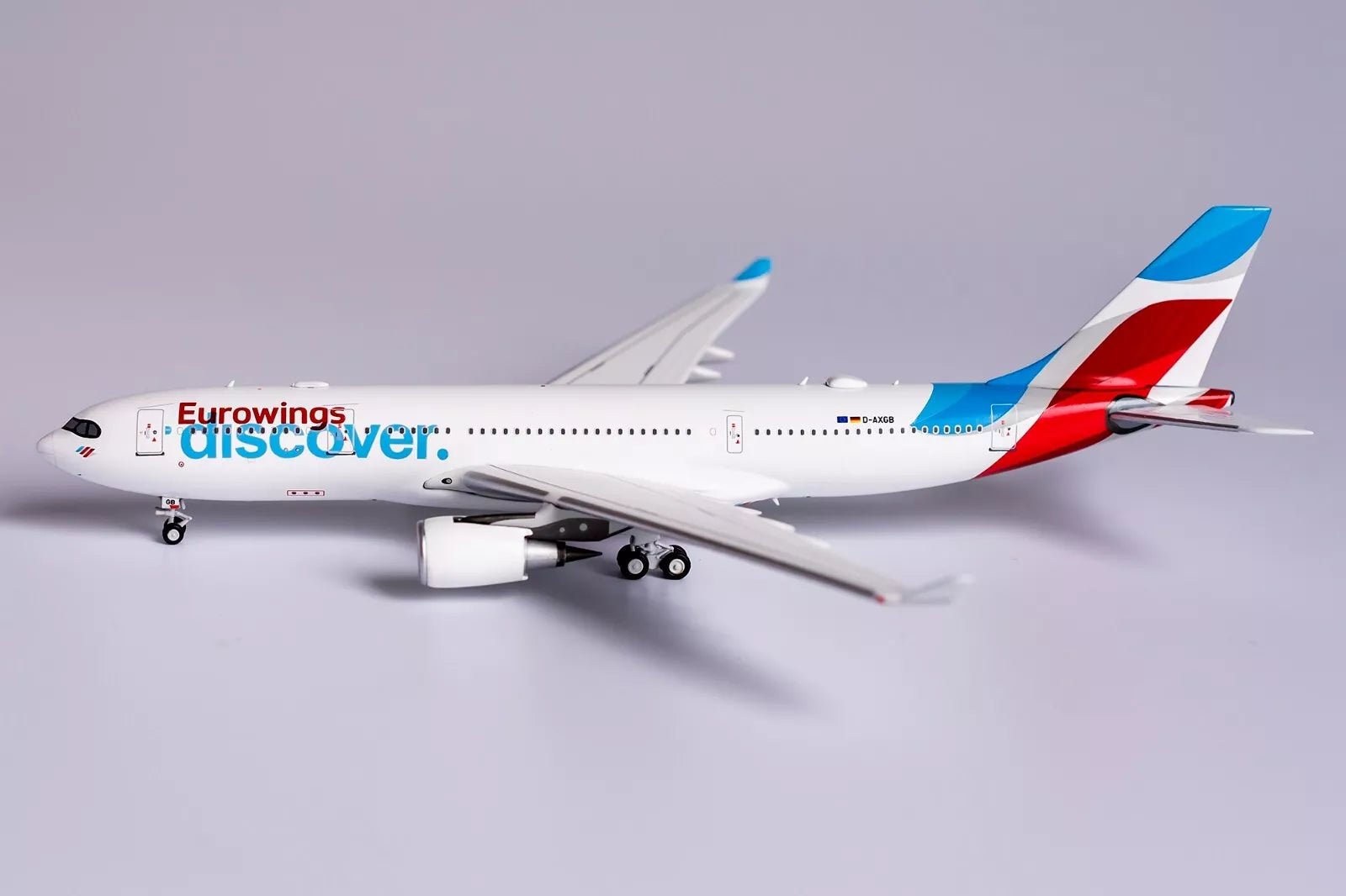 1:400 NG Models Eurowings Discover Airbus A330 - 200 D - AXGB - Final Approach Collectibles