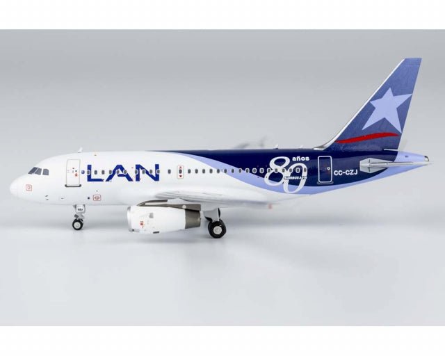 1:400 NG Models LAN Airbus A318 CC - CZJ 80 Anos Livery - Final Approach Collectibles