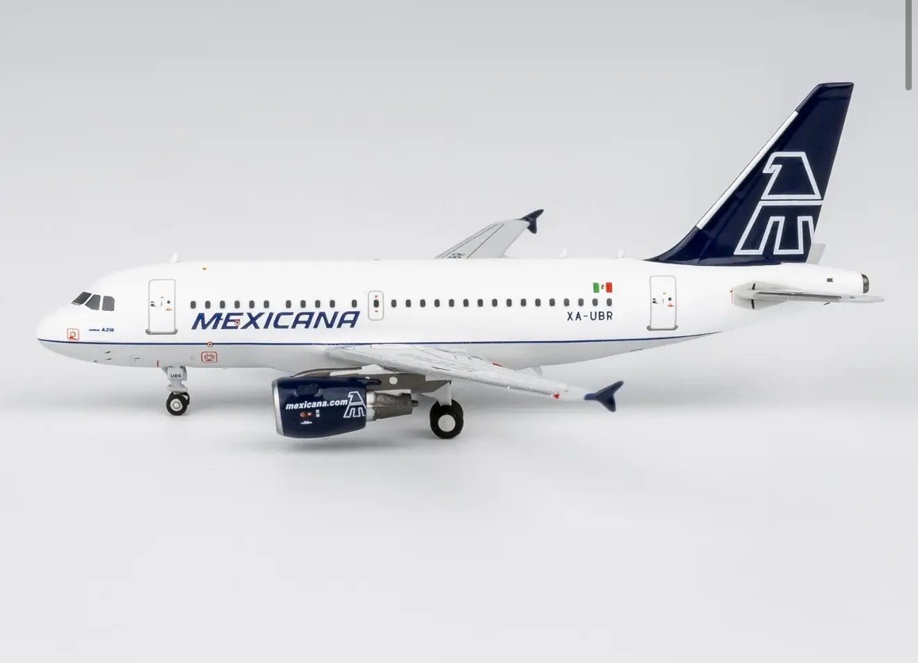 1:400 NG Models Mexicana Airbus A318 XA-UBR - Final Approach Collectibles