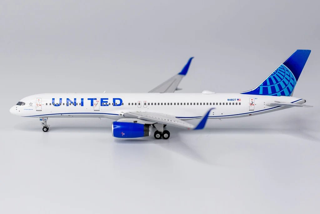 1:400 NG Models United Airlines Boeing 757-200 N48127 - Final Approach Collectibles