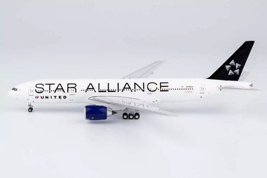 1:400 NG Models United Airlines Boeing 777 - 200ER N218UA Star Alliance Livery - Final Approach Collectibles
