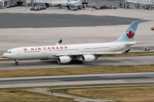 1:400 Phoenix Models Air Canada Airbus A340 - 500 C - GKOM - Final Approach Collectibles