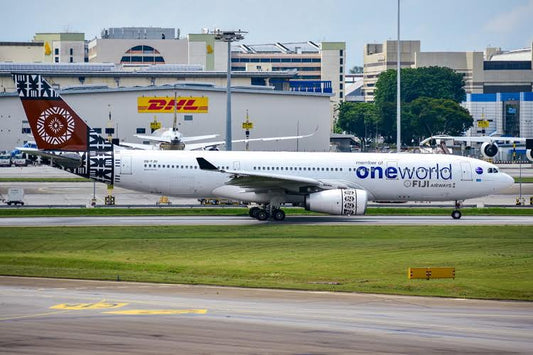 1:400 Phoenix Models Fiji Airways Airbus A330 - 200 DQ - FJU One World Livery - Final Approach Collectibles