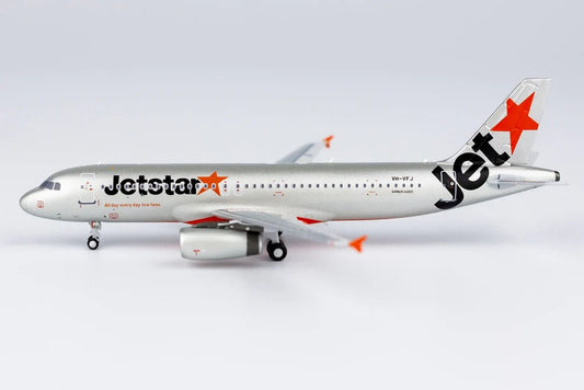 1:400 Phoenix Models Jetstar Airways Airbus A320 VH - VFJ - Final Approach Collectibles