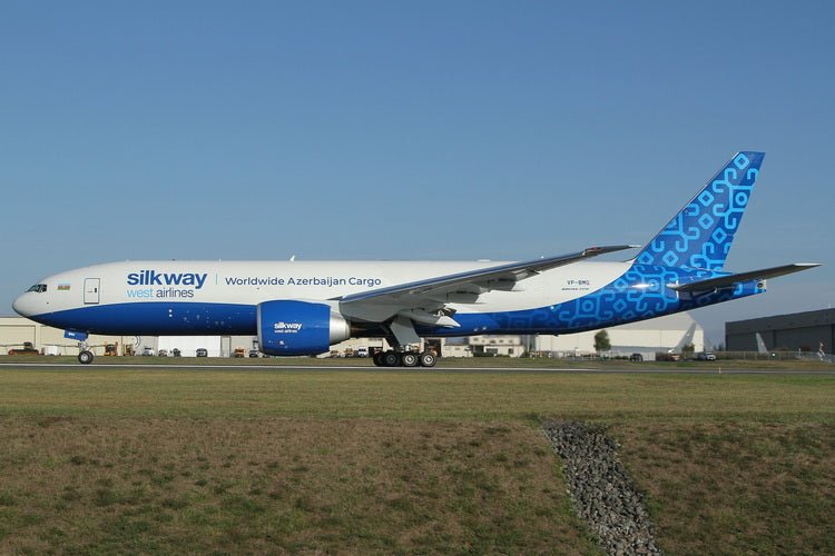 1:400 Phoenix Models Silk Way West Airlines Boeing 777F VP - BMG - Final Approach Collectibles