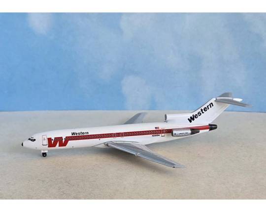 1:400 AeroClassics Western Airlines Boeing 727-200 N2818W