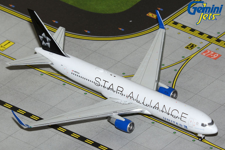 1:400 Gemini Jets United Airlines Boeing 767-300ER N653UA Star Alliance Livery