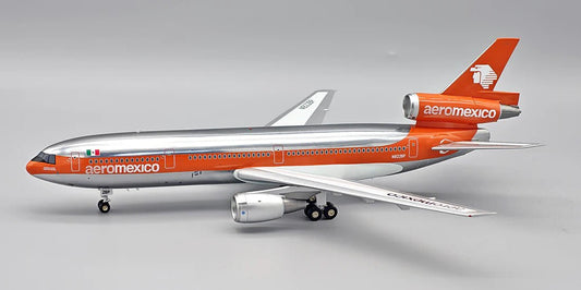 InFlight200 Aeromexico Douglas DC - 10 - 30 N8228P Polished - Final Approach Collectibles