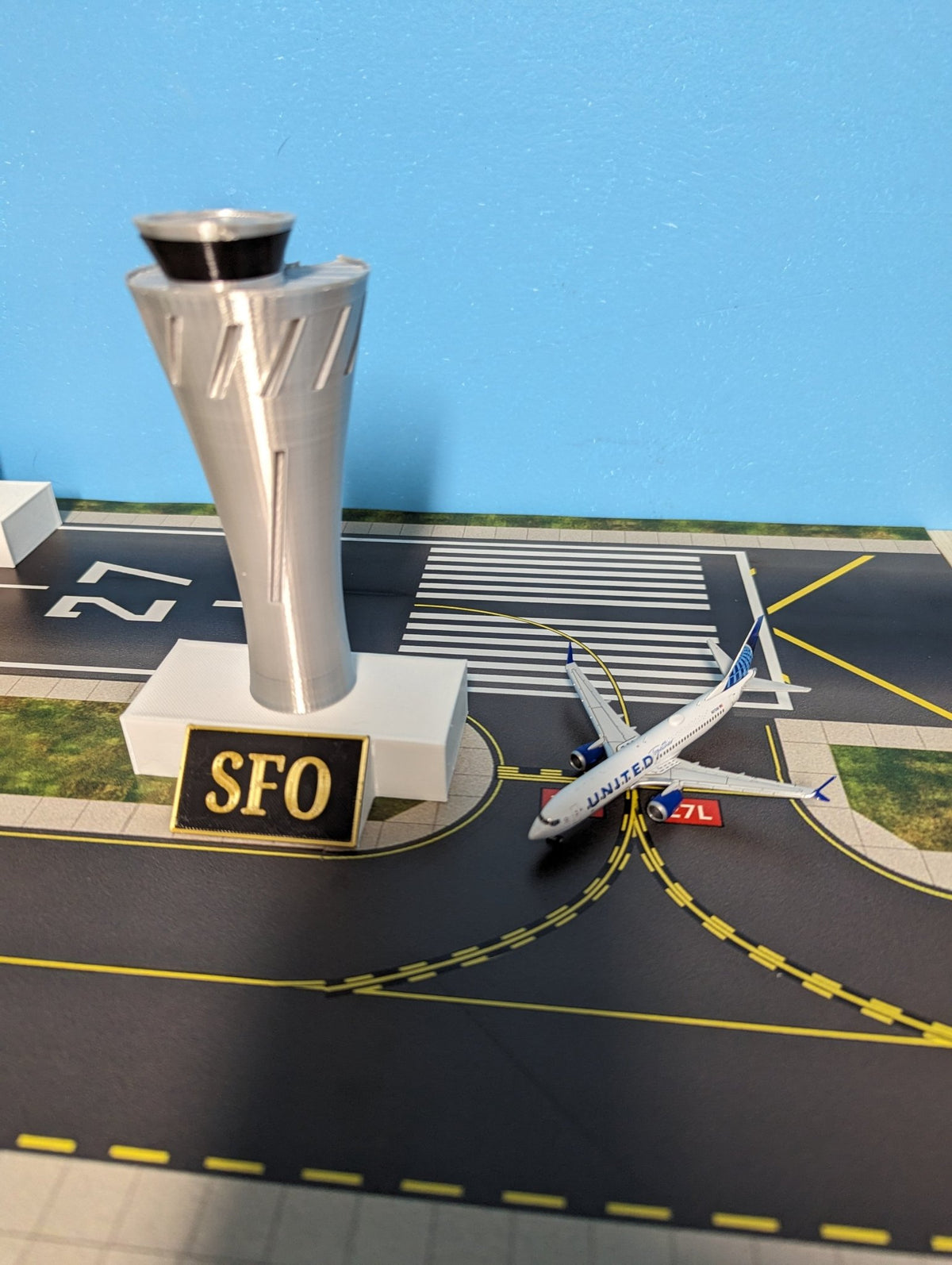 San Francisco ATC Tower (SFO) - Final Approach Collectibles